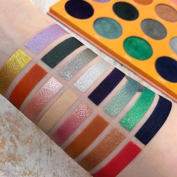 BNIB Magic mini by juvias place palette - Picture 3 of 7